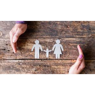 Que puede pasar si uno de los padres se muda con una nueva pareja que tiene hijos propios